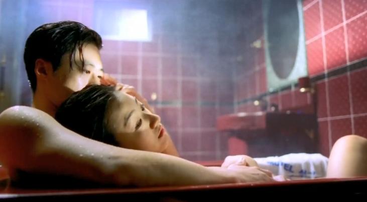 phim sex hana shirosaki Chị gái vú to thủ dâm ướt át trong nhà tắm